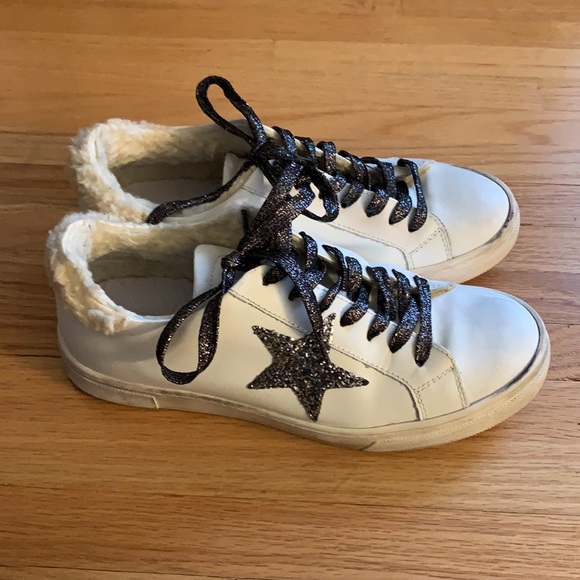steve madden sneakers - Picture 2 of 4